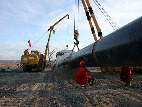 8石油输送管道.jpg